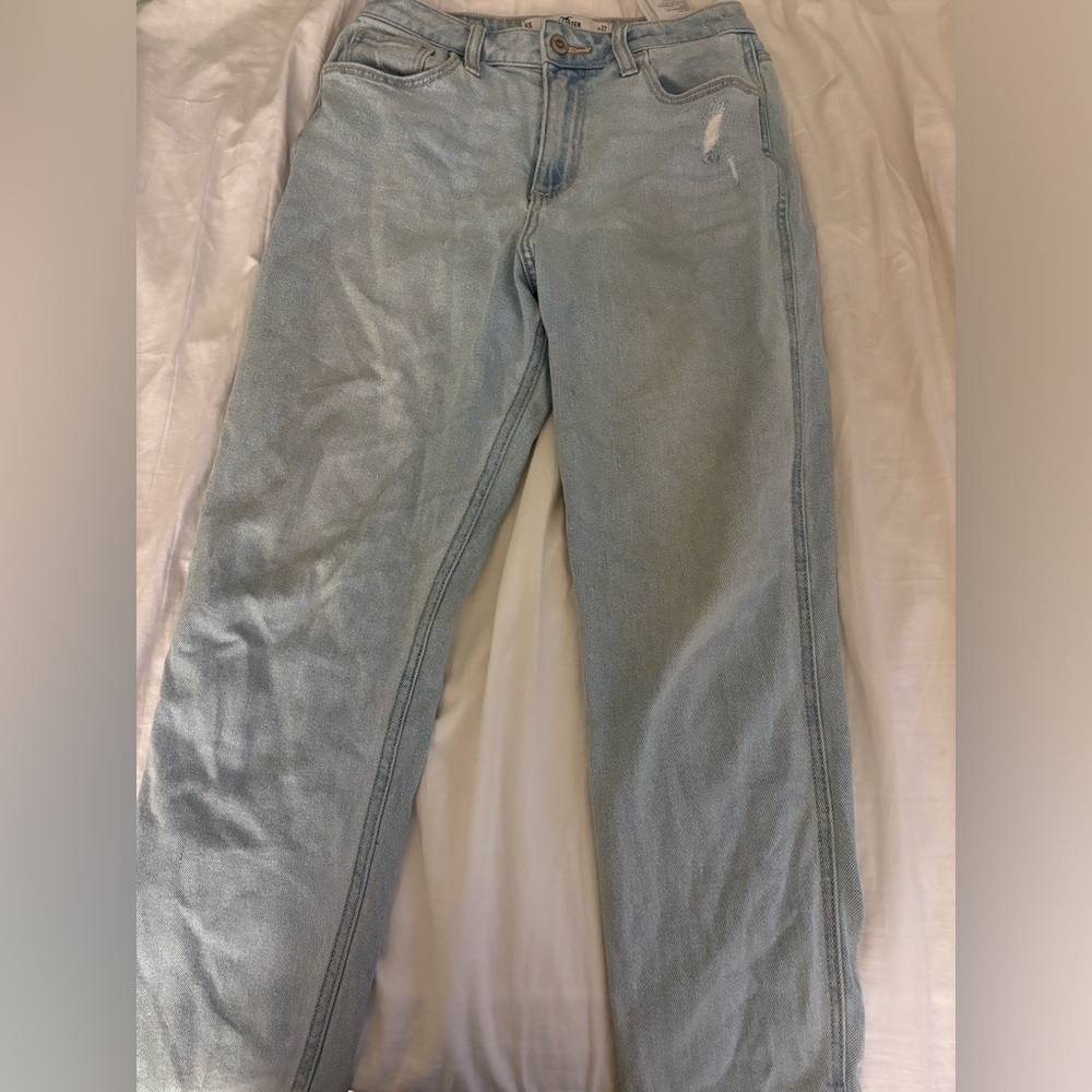 hollister size 5 high rise mom jeans short